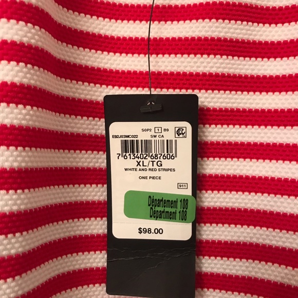 Guess swimsuit - Picture 6 of 6